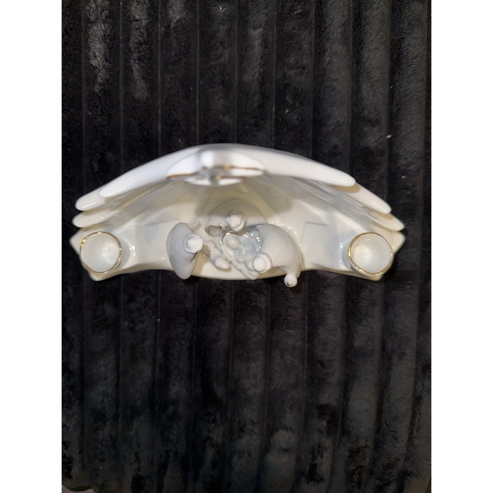 Nativity Scene Candle Holder : Ceramic -9"x7" - Gold And White - Picture 5 of 5